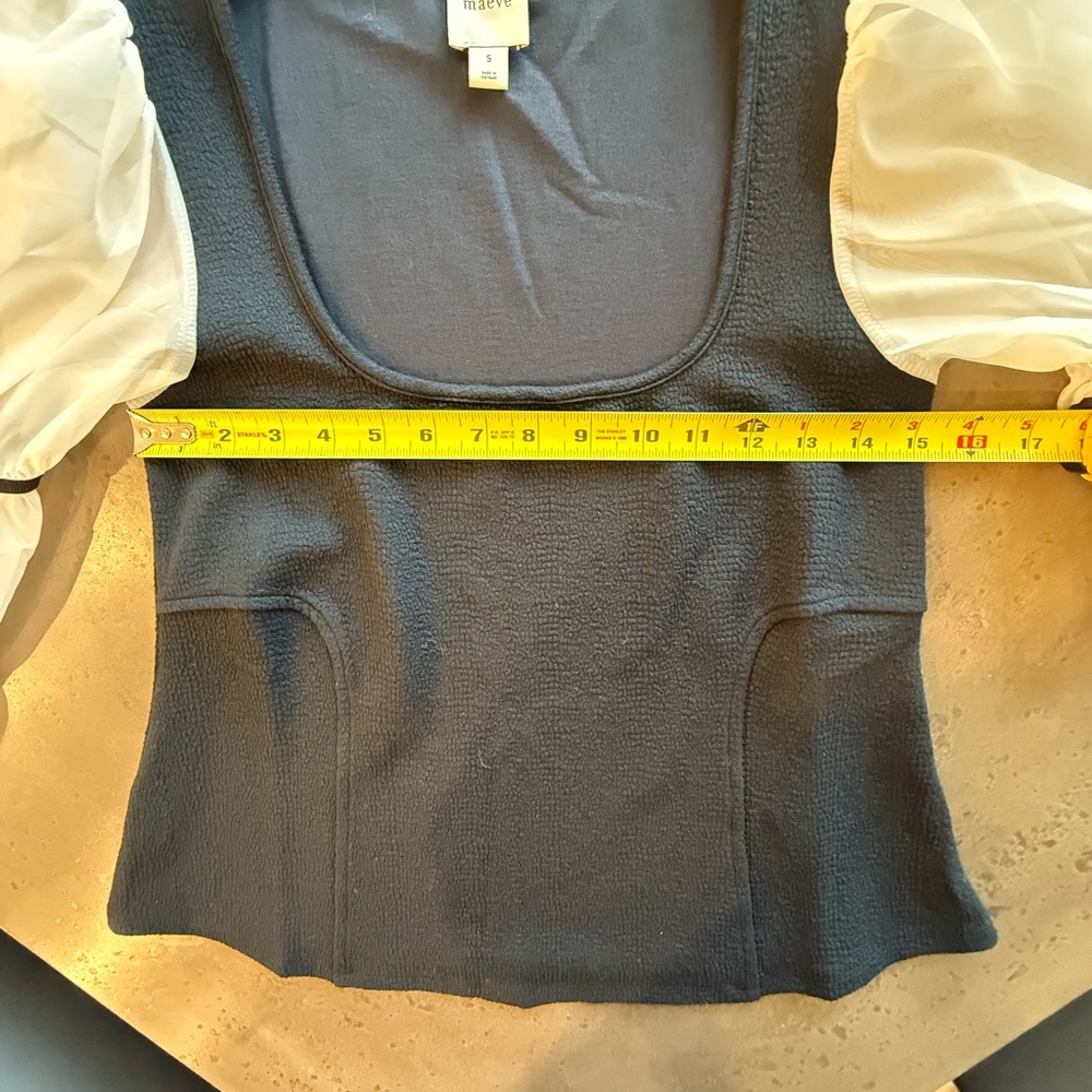NWOT. Maeve Balloon Sleeve Top. Size small. - Picture 7 of 8